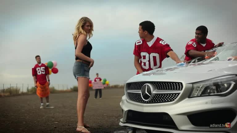 Mercedes-Benz CLA super bowl 2013 teaser: Kate Upton washes car in Slow